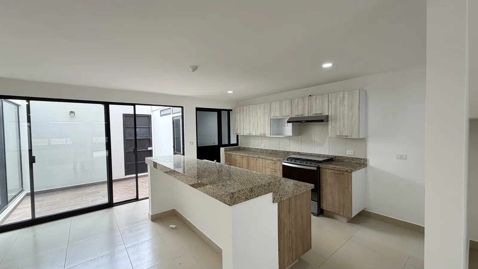 Casa doble frente en Monte Magno — foto 2